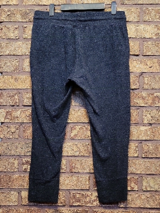 Nike Charcoal Gray Jogger Capri Sweatpants Size Medium - Picture 9 of 10